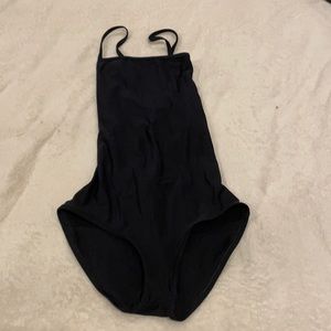 Yumiko size medium black leotard
